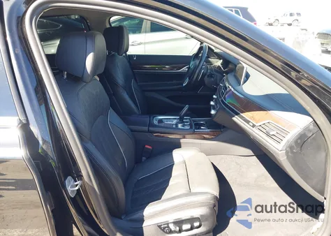 2021 BMW 740I из США, поврежденный, VIN WBA7T2C07MCG11001